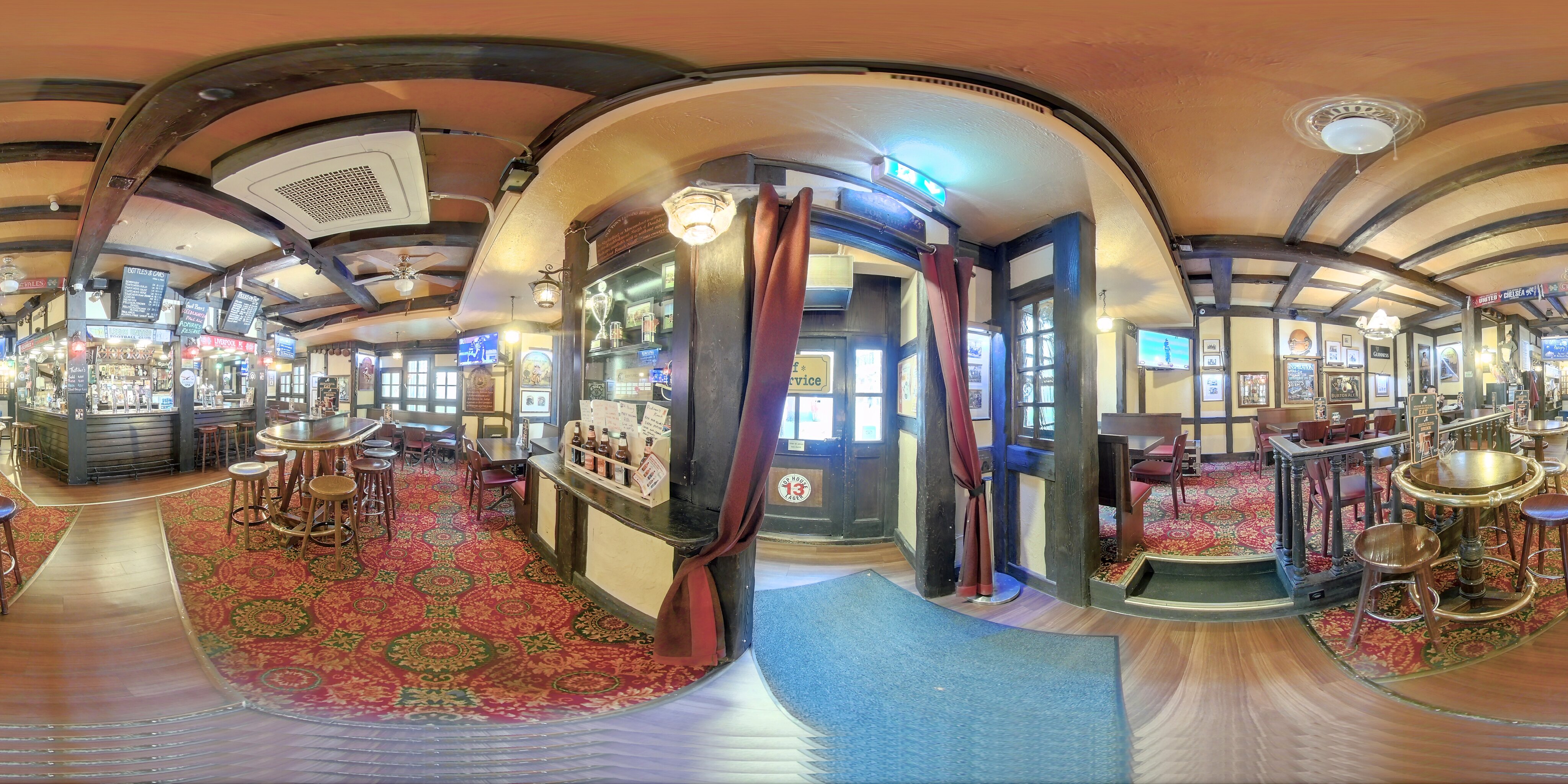 Mr. Pickwick Pub - Eingangsbereich